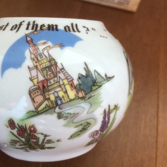 Snow White Creamer and Sugar Set - Picture 9 of 16